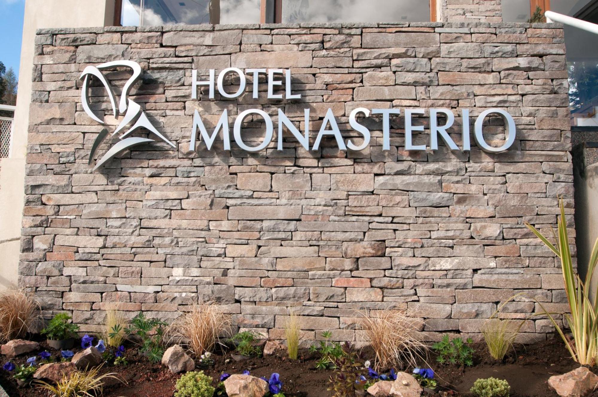 Monasterio Hotel Boutique San Carlos de Bariloche Exterior photo